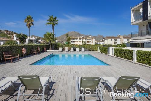 Appartement avec piscine. Pour 5 personnes ou plus.