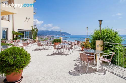 Apartamento com terraço em Diano Marina