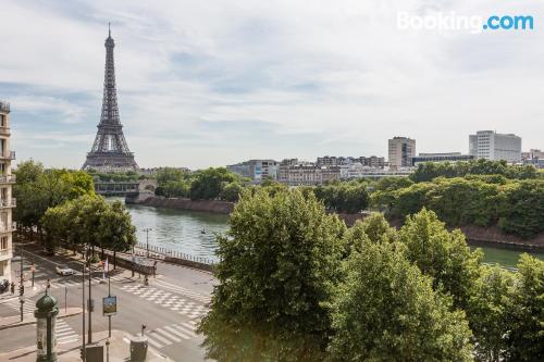 Apartamento de 160m2 em Paris, perfeito para grupos