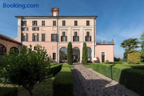 Appartement avec terrasse, parfait pour couples