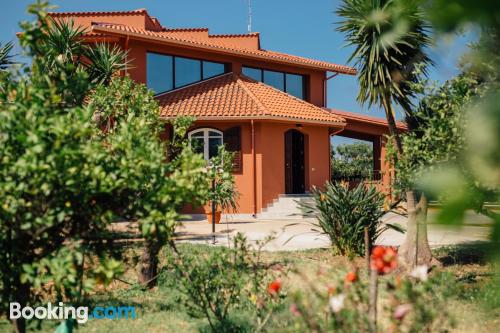 Apartamento perfecto con terraza.