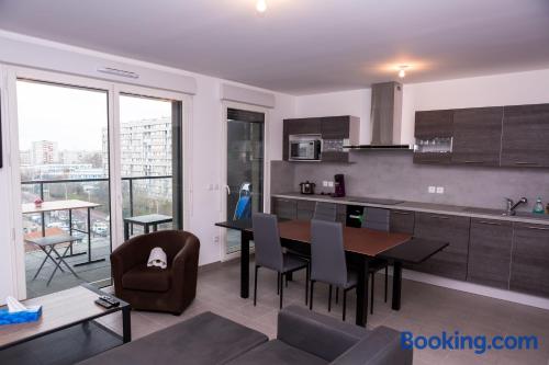 Apartamento com terraço em Gennevilliers