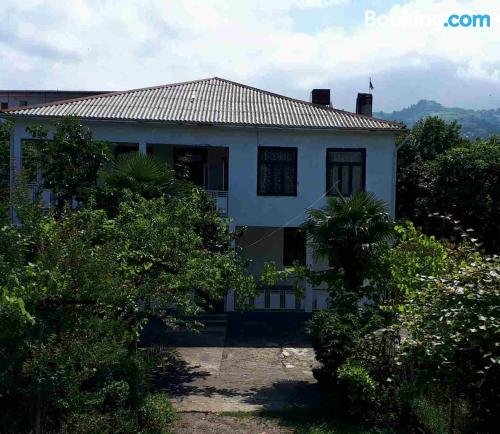 Ferienwohnung mit Balkon. In Batumi