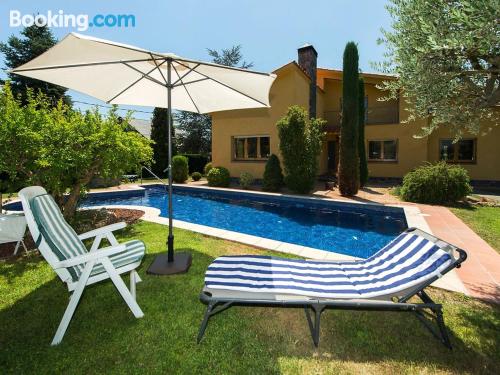 Apartamento em Sant Esteve de Palautordera. Terraço e piscina