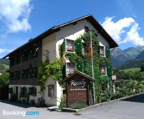 Incantevole appartamento con una camera da letto. Chateau-d'Oex è in attesa!