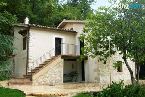 Appartement à Caramanico Terme. Avec terrasse!