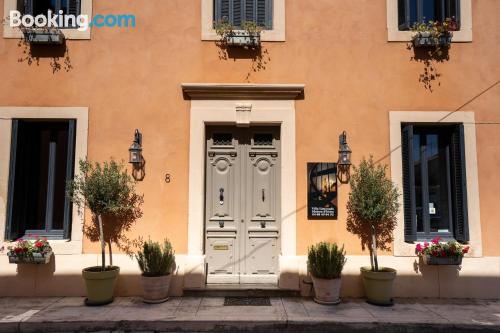 Appartamento con piscina, a Olonzac