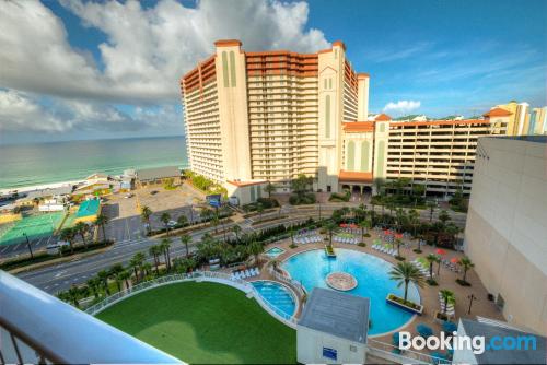 Apartamento de 98m2 en Panama City Beach con piscina
