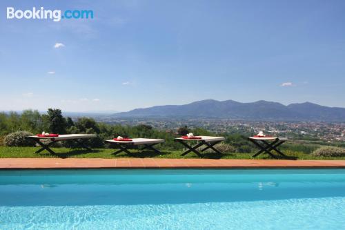 Wohnung mit pool. In Lucca