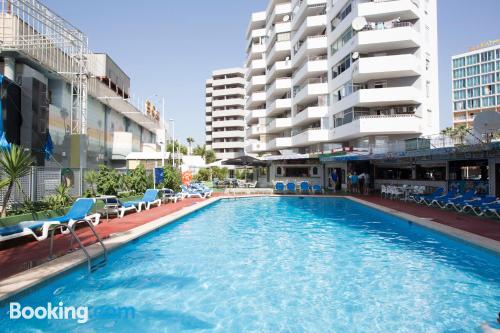 Apartamento con terraza y wifi en Magaluf. ¡50m2!