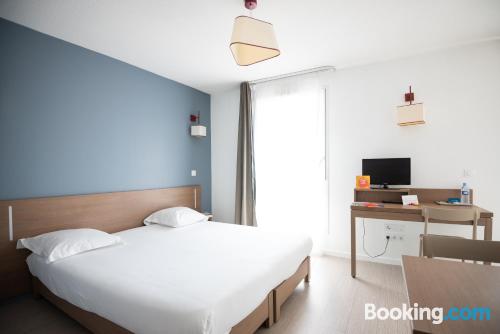 Bonito apartamento en Narbonne con terraza y conexión a internet