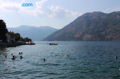 Wohnung mit Terrasse. In Kotor