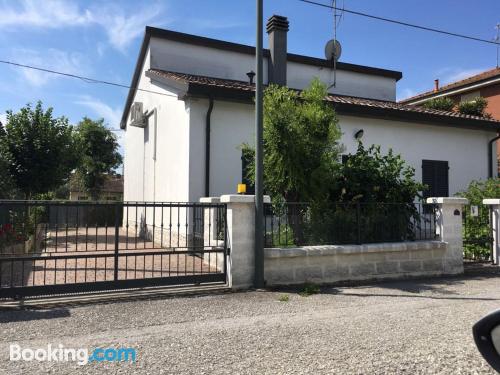 Extenso apartamento com 2 quartos em Borgo Fosso Ghiaia