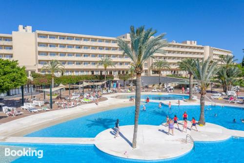 Ferienwohnung mit Terrasse. In Calas de Mallorca