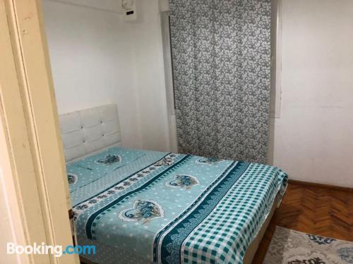 Appartement d'une pièce dans le centre de Kusadasi.