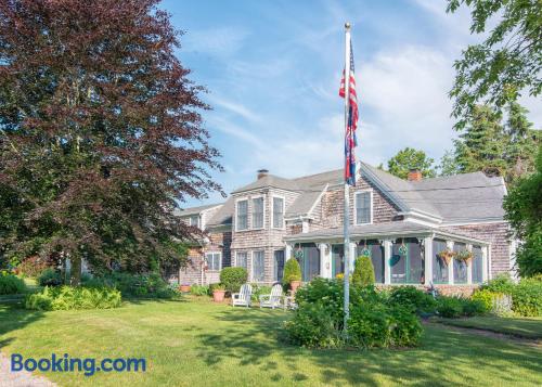 Zentrale Wohnung. In West Barnstable