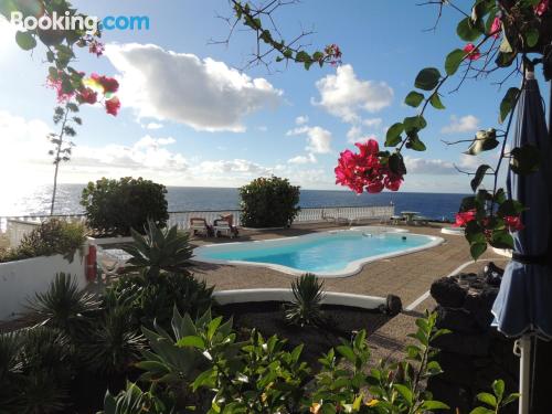 50m2 home in Charco del Palo. Dog friendly!