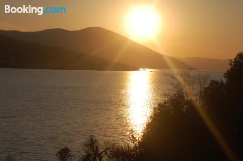 Apartamento de 42m2 em Tivat. Com terraço!