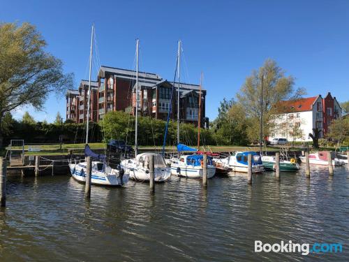 Amplo apartamento em Greifswald. Terraço!.