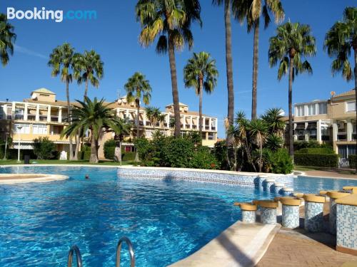 Apartamento de 80m2 em Denia. Terraço e piscina