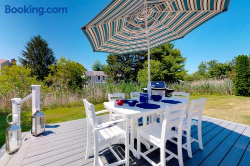 3 Schlafzimmer. In Kennebunk