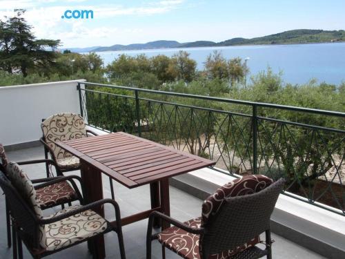 Appartement de 2 chambres à Vodice. Terrasse!.