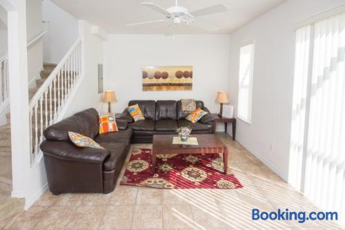 Apartamento com internet em Kissimmee.