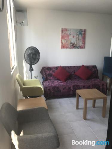 Apartamento de dos dormitorios en Cartagena de Indias con piscina.