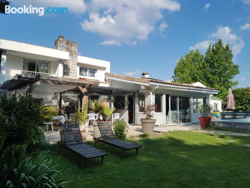 Petit appartement. Terrasse!