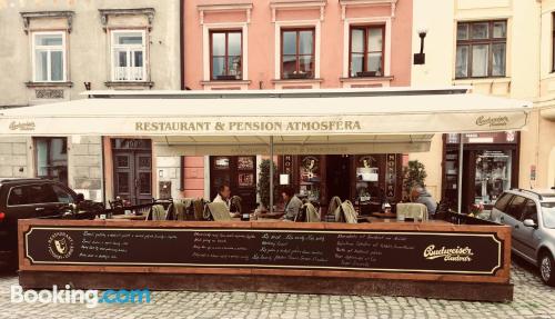 App met terras! Nabij het centrum, internet