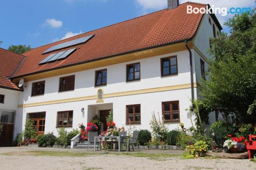 Bonito apartamento dos personas en Erding