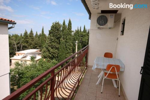 Pequeno apartamento em Starigrad-Paklenica