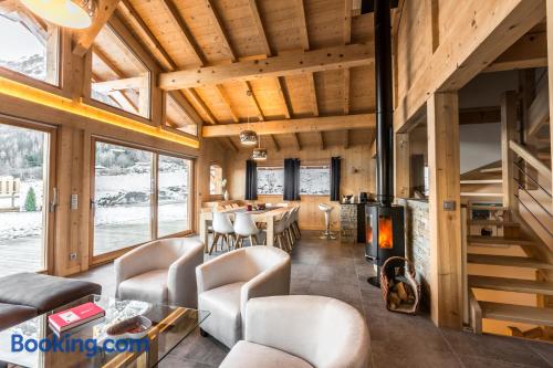 Place in Les Houches in incredible location. Stay!