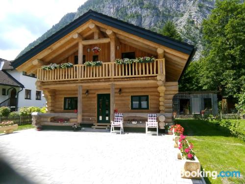 No centro da cidade e terraço em Hallstatt, perfeito para famílias