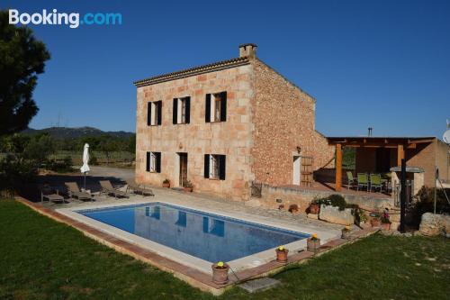 Appartement de trois chambres. Terrasse!