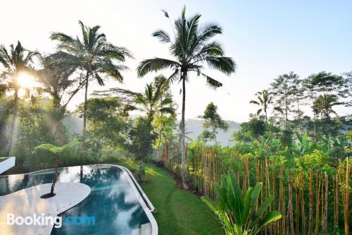 Apartamento de 30m2 em Tegalalang. Terraço e piscina.