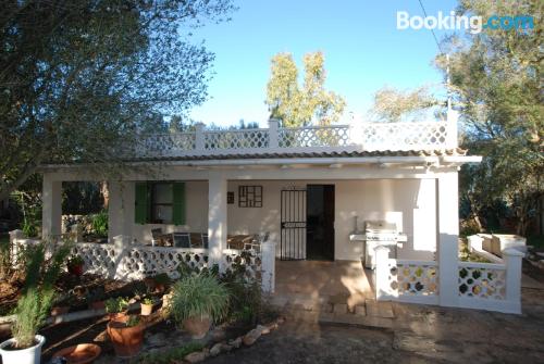 Appartement avec Internet et terrasse. À Ses Salines