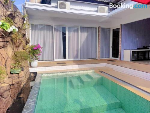 Apartamento com piscina. Terraço!.