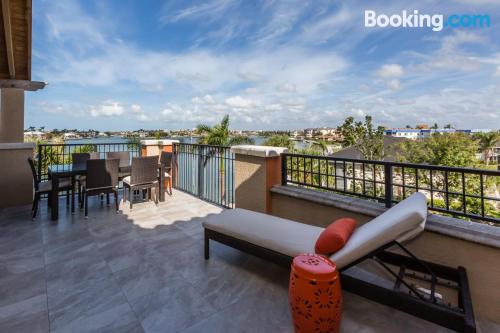 Apartamento com terraço em Marco Island.