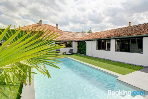 Appartement avec terrasse. Beaune est votre!