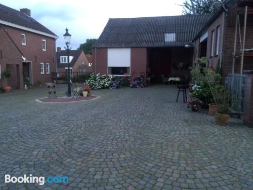 Ferienwohnung mit Balkon. In Cadier en Keer