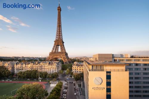 Ferienwohnung mit Terrasse. In Paris