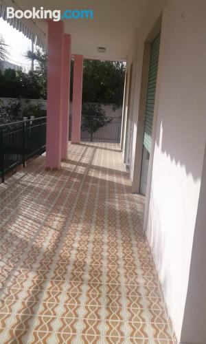 Apartamento com terraço em San Foca.