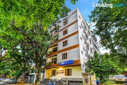 Appartamento con terrazza. Bangalore ai vostri piedi!.