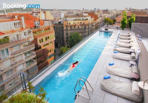 Gran apartamento con piscina