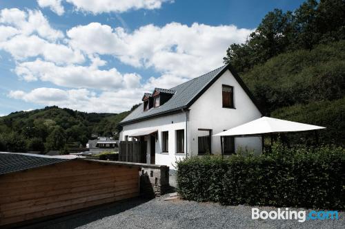 Apartamento com terraço em Enscherange