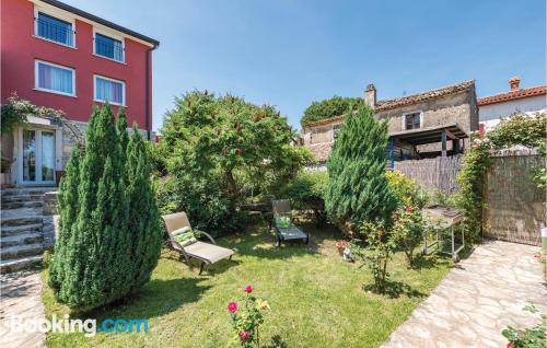 Appartement avec l'air concdetionné. Chauffage et Internet