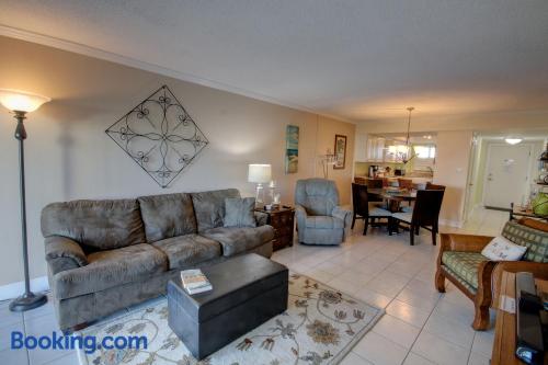 Grande apartamento com piscina em Fort Walton Beach.