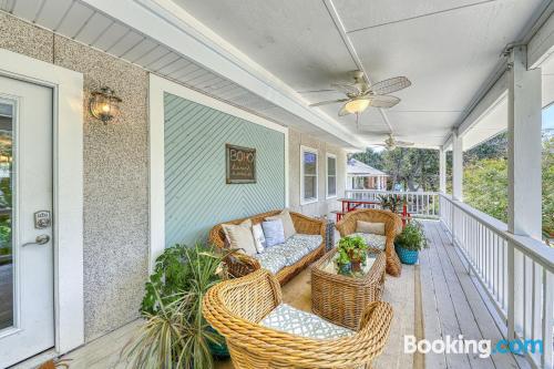 Apartamento de 3 dormitórios em Tybee Island. Ar condicionado!