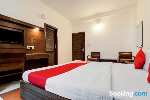 Apartamento en Lucknow. ¡aire acondicionado!.